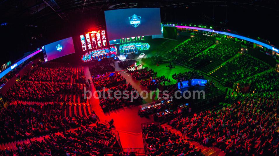 Is-Esports-Dying?-Future-of-Esports
Is-Esports-Dying